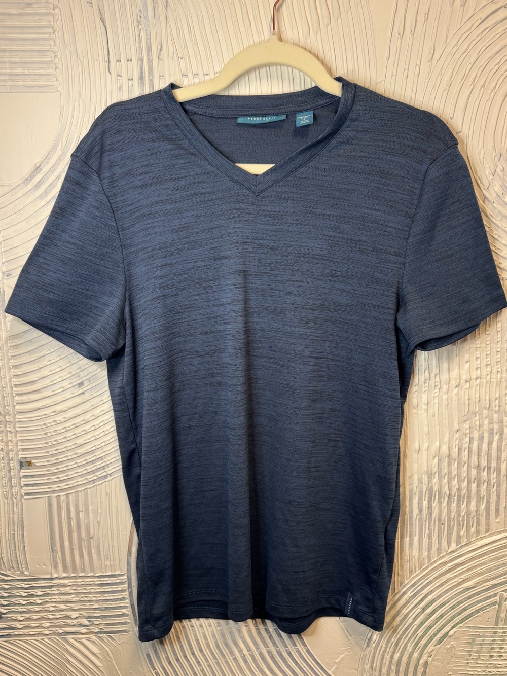 Perry Ellis Men's Navy Heather V-Neck Tee